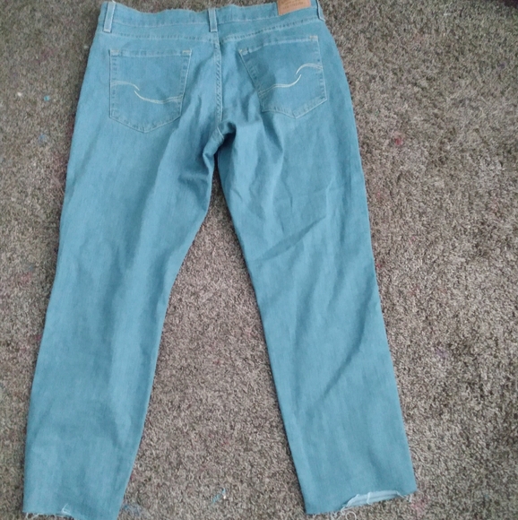 blue mid rise boyfriend jeans - Picture 2 of 7